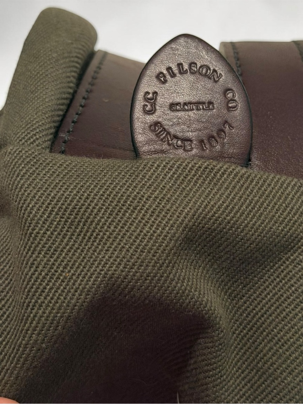 NEW FILSON RUGGED TWILL TRAVEL KIT OTTER GREEN OS NO OUTSIDE LOGO USA MADE - Picture 6 of 7